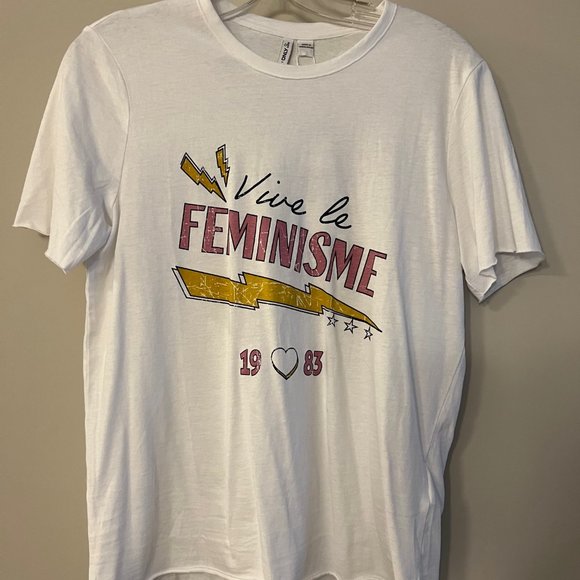 NWT Vive le Feminisme Graphic Tee - Only - Size M - Picture 1 of 3
